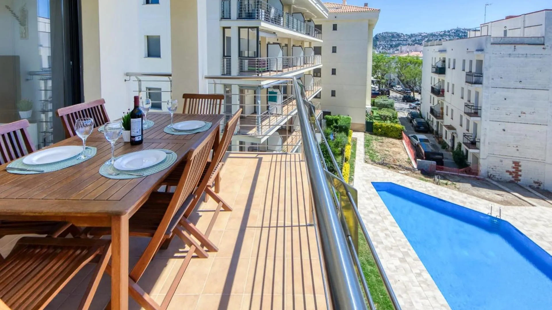 Bright Apartment In Nature Roses Spain